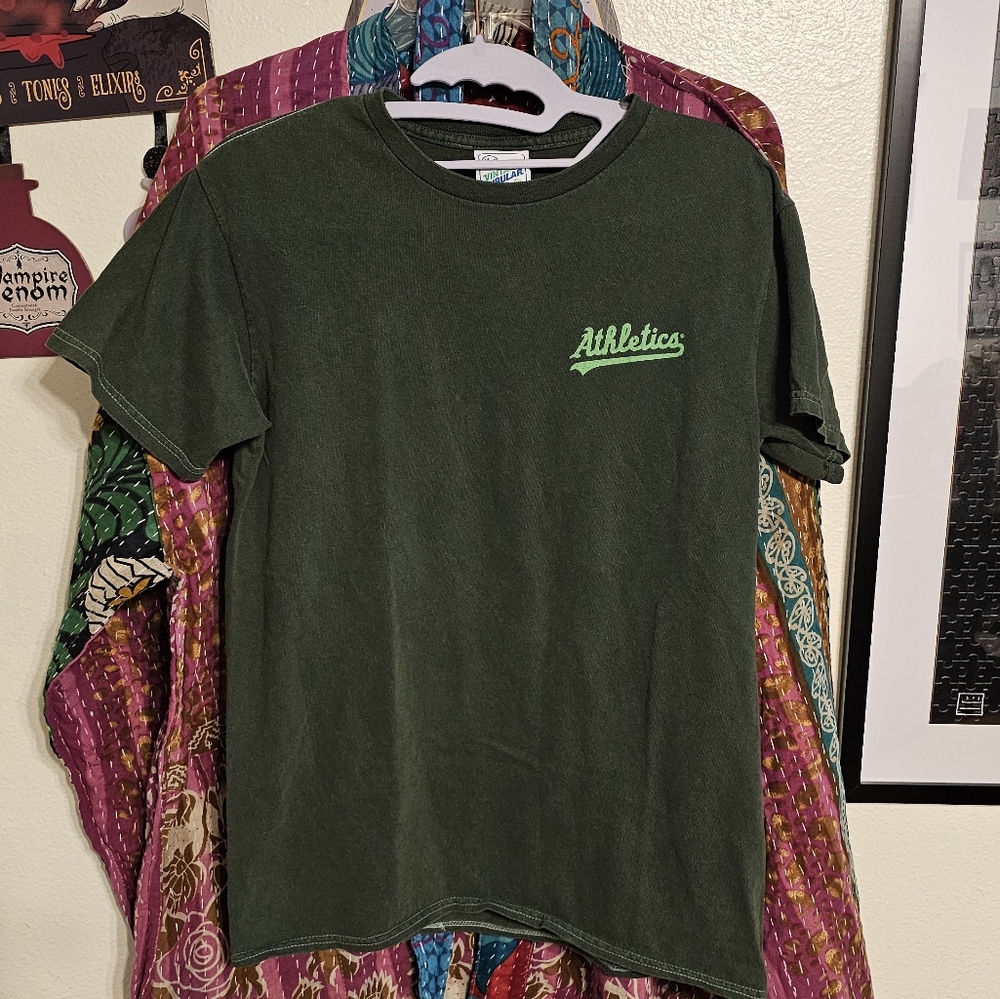 ☀️A's Green Athletic T-Shirt